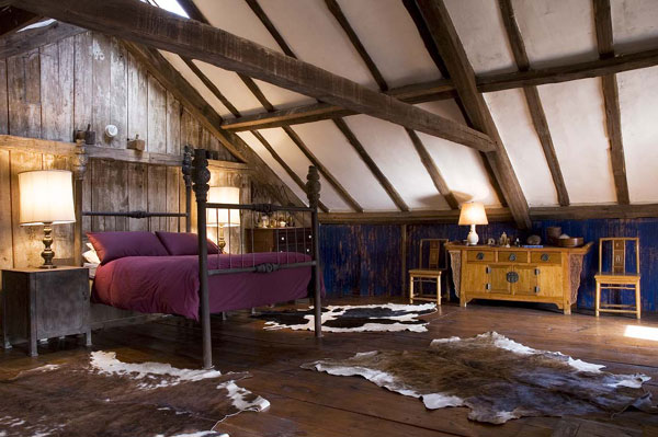 interer-mansardy-v-chastnom-dome27