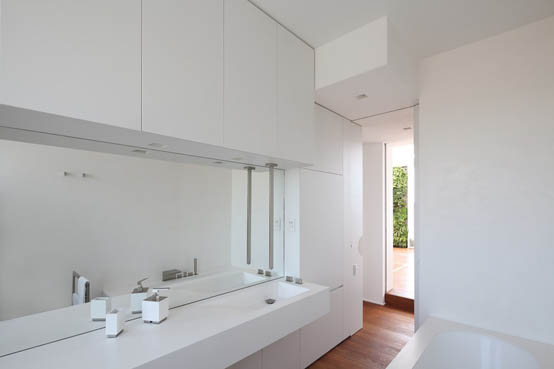 Апартаменты в Милане с дивным вертикальным садом