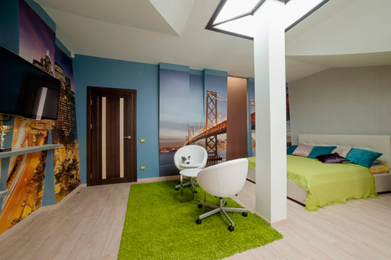 фотообои в интерьере детской комнаты на мансарде