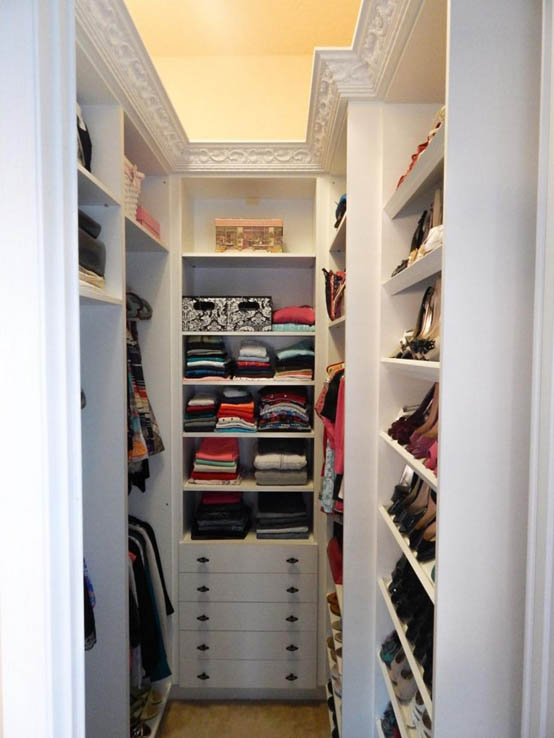 garderobnye-komnaty-malenkix-razmerov24