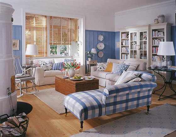 Деревянные жалюзи для скандинавского интерьера.